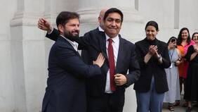 Con despedida de Boric y la directiva del FA: Víctor Ramos deja La Moneda e inicia proceso de cambio de mando