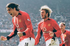 Histórico jugador del Manchester United sorprende con aparición en partido entre Magallanes y Santiago Morning