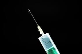 Prometedora vacuna chilena contra el cáncer creada a partir del loco inicia pruebas en pacientes