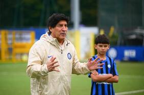 Iván Zamorano: “El fútbol chileno tiene que mejorar; en el 98, el 90 por ciento de la Roja provenía de clubes locales”