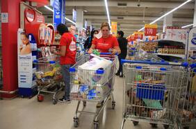 FNE revela que ventas de supermercados vía web se duplicaron en 2019