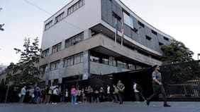 SLEP Santiago Centro responde a Desbordes y defiende permanencia de exrectora del Instituto Nacional pese a destitución