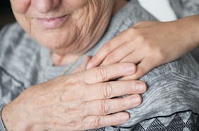Estos hábitos pueden proteger a las personas con riesgo de demencia, según una nueva investigación
