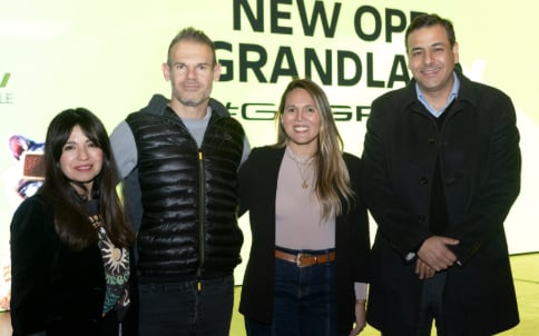 Paulina González, gerente de Marca en Americar; Bruno Chiarella, director comercial de Stellantis; Francisca Catalán, gerente Retail de Forum; Ricardo Zaror, gerente general de Bruno Fritsch.