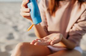 ¿Cómo elegir el protector solar según el tipo de piel y cuántas veces debe aplicarse al día?