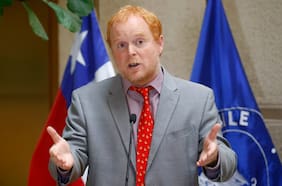 Pasan a senador Edwards a Ética: dijo que creador de orquestas infantiles “fue acusado de internar armas dentro de violines de niños”