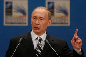 Putin promete represalias por ataque a puente en Crimea: “Es otro acto terrorista del régimen de Kiev”