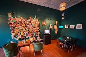 Obras de Niles Atallah y León & Cociña se reúnen en una exposición de video