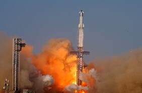 Nave espacial de SpaceX pierde el control y “se desintegra”: esto dijo Elon Musk