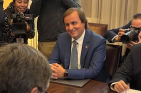 Con paso por Palestino y Santiago 2023: Francisco Riveros asume el Ministerio del Deporte