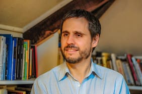 Los fantasmas de la revolución: la novela que ficciona en torno a Guzmán y Palma Salamanca