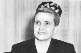 De saludos a auxilio desesperado: qué le escribían los chilenos a “Miti” Markmann, primera dama de Gabriel González Videla