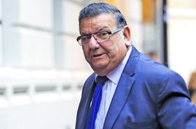 Senador Rabindranath Quinteros y críticas por viaje: “Son comentarios demasiado injustos”