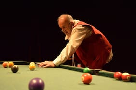 Marco Antonio de la Parra se viste de Shakespeare para el Día del Teatro