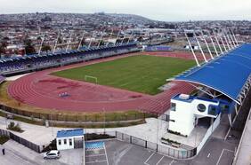 La enmarañada historia del estadio de San Antonio que tras cinco años aún no se puede inaugurar