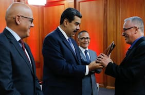 Numa Molina, el sacerdote que defiende a Maduro y que es calificado por sus detractores como el “cura comunista”