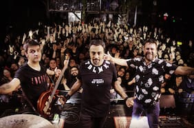 Al final de Mil Caminos: historia de un clásico de Lucybell en voz de sus protagonistas