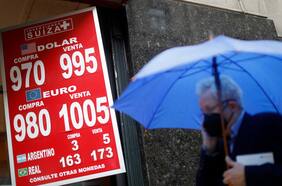 Banco Central realiza intervención verbal ante alza del dólar: indica que volatilidad de últimos días es de “especial preocupación” y resalta los “niveles de incertidumbre local”