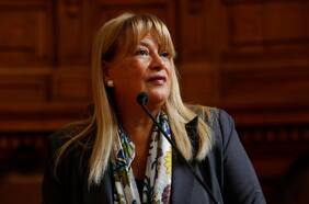 Se busca defensor: Vivanco contacta a abogado de Jadue y a experto en derecho administrativo para enfrentar investigaciones