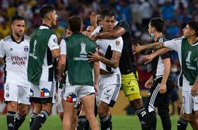 Hicieron las paces: Villanueva y Pavez superan su conato en Brasil con meme de Will Smith