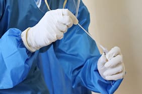 Sífilis: qué es y cuáles son los síntomas de la ITS que aumentó en Chile