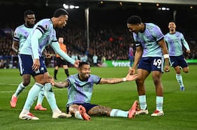 Arsenal y Newcastle buscan pasajes a la final de la Copa de la Liga