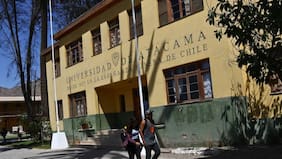 Incendio afecta Universidad de Atacama en Copiapó: no se registraron lesionados