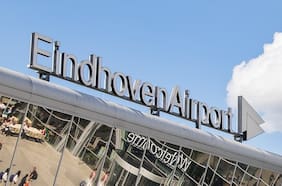 Aeropuerto de Países Bajos interrumpe temporalmente el tráfico aéreo por sobrevuelo de drones no autorizados