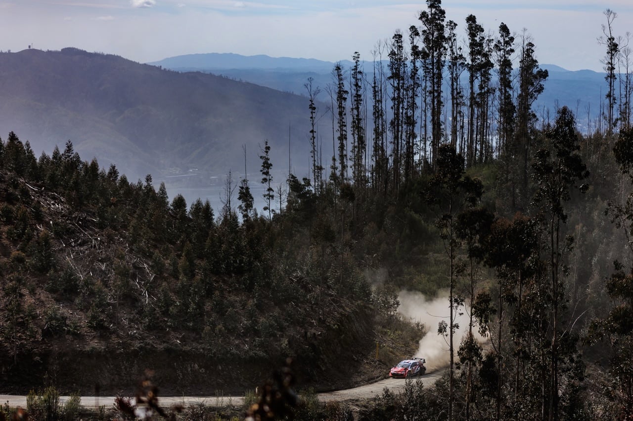 Oliver Solberg domina la clasificación después de las primeras tres pruebas del Rally Chile Biobío 2026