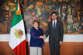 Gira internacional de Bachelet: México confirma respaldo a la candidatura de expresidenta a la secretaría general de ONU