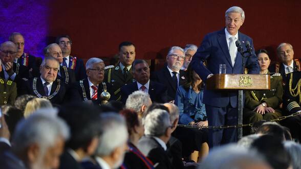 Kast recuerda a Camilo Escalona: “Un hombre valiente, un hombre de palabra”