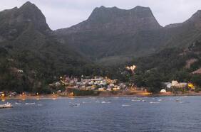 Archipiélago de Juan Fernández se consolida como modelo de conservación marina con apoyo del sector privado en encuentro en París