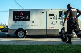 Tribunal Constitucional paraliza juicio por colusión con Brink’s y Prosegur tras petición de exejecutivos de Loomis