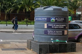 Obras en teleférico: autoridades proyectan que suministro de agua se restablecerá antes de las 36 horas en seis comunas de la RM