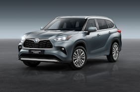 Ahora a la carga con familias grandes: Toyota presenta el Highlander en Europa
