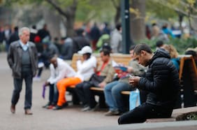 Creación de empleo anual pierde impulso por fuerte caída de la informalidad