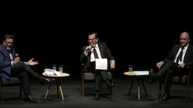 Las visiones de Hinzpeter y Nazer sobre el rol del sector privado en la crisis de seguridad