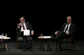 Las visiones de Hinzpeter y Nazer sobre el rol del sector privado en la crisis de seguridad