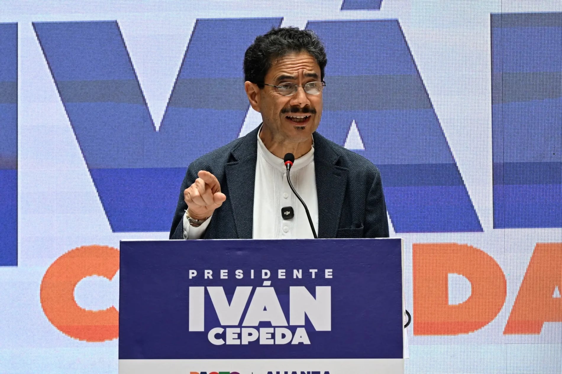 De la Espriella le sacó casi 700 mil votos a Cepeda: qué margen de crecimiento tiene el delfín político de Petro de cara al balotaje