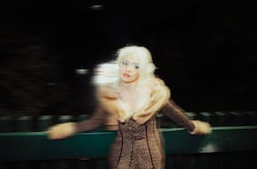 Mon Laferte presenta el video oficial de “Melancolía”: velo aquí