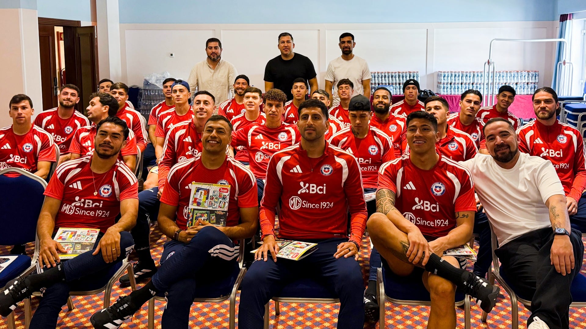 La Roja recibe la visita del Sifup en medio de la concentración previa al duelo contra Portugal