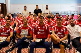 La Roja recibe la visita del Sifup en medio de la concentración previa al duelo contra Portugal