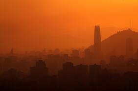 Los incendios forestales pueden dañar tu salud, aunque estés lejos: esto dice una experta de Harvard