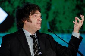 Milei gana terreno en las encuestas y divide a la oposición argentina