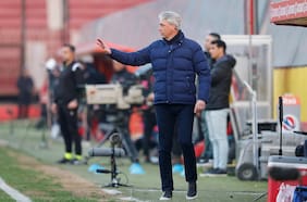 Tiago Nunes expone la preocupación de la UC por la lesión de Valber Huerta