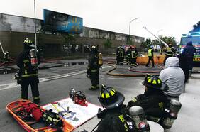 57 supermercados de la Región Metrpólitana permanecen cerrados tras el 18 de octubre
