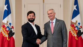 El diseño del cambio de mando en que Boric le entrega el poder a Kast