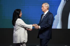 El vínculo que une a Squella y Steinert, la elegida por Kast para ser su rostro en el combate contra el crimen organizado