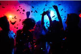 ¿Qué tan seguro es salir a bailar en tiempos de covid-19?