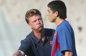 El antiargentino Louis Van Gaal: el técnico de Países Bajos que se enfrentó a Riquelme y Di María y a quien no le gusta Messi como jugador